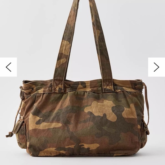 Y2K shoulder BDG Tote Bag - Picture 2 of 4